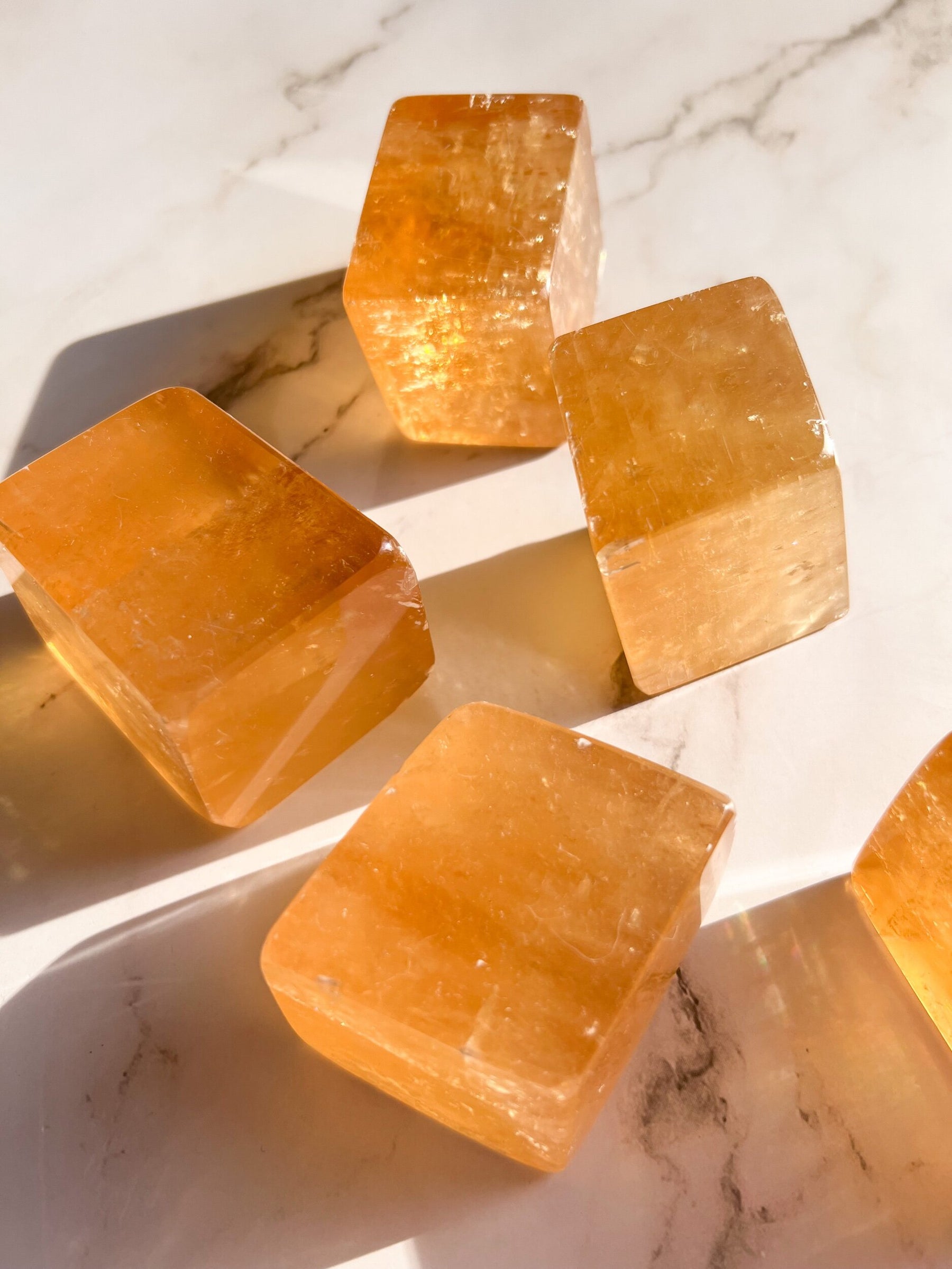 Optical Honey Calcite Cube