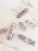 Tourmalinated Quartz Tower