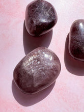 Shimmery Anhydrite Pebble
