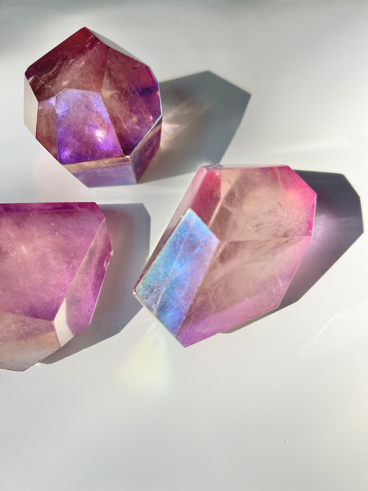 Magenta Aura Quartz Gemstone